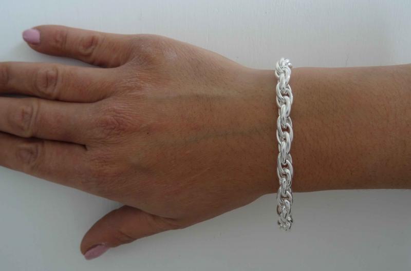 Buy quality Sterling silver flower design ladies loose bracelet in Ahmedabad