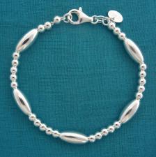 Bracciale in argento 925 sfere 4mm e ovaline. 